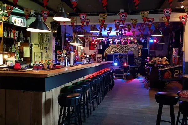 eetcafe de halve maan
